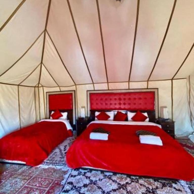 ホテル Ahlam Luxury Camp メルズーガ エクステリア 写真